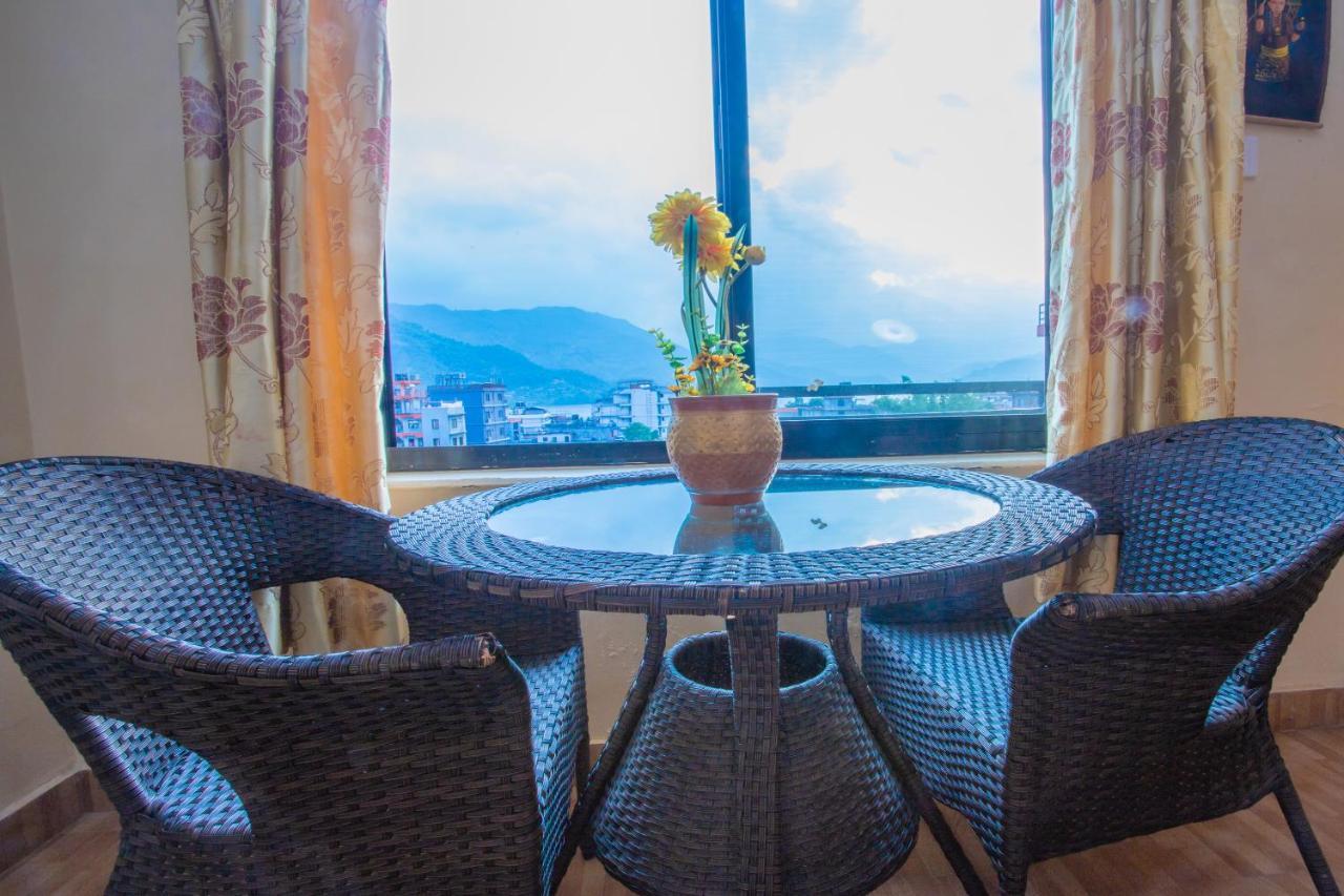 Silver Sky Hotel Pokhara Exterior photo