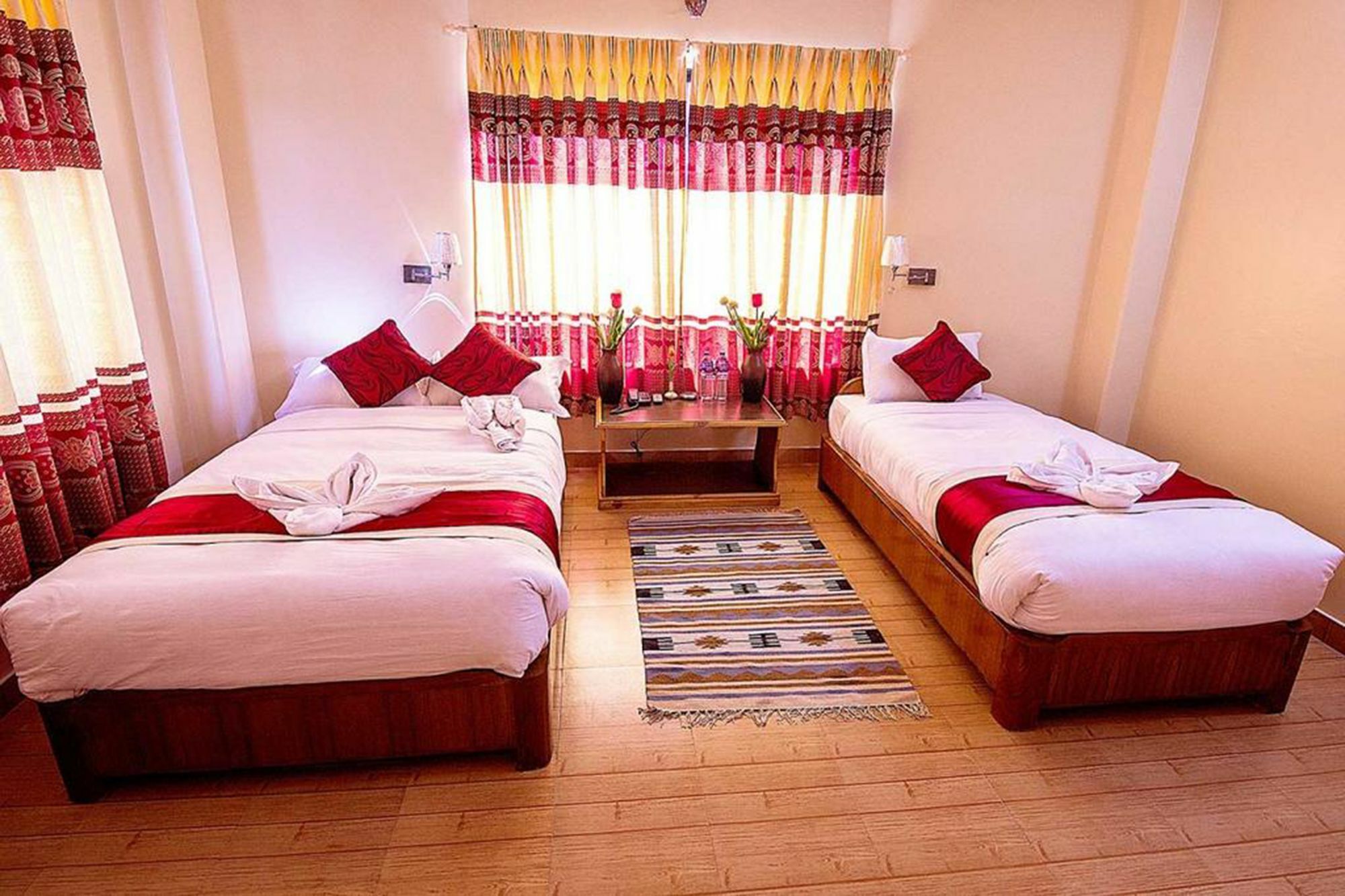 Silver Sky Hotel Pokhara Exterior photo